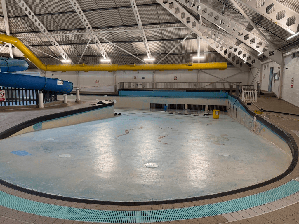 Photo of drained pool